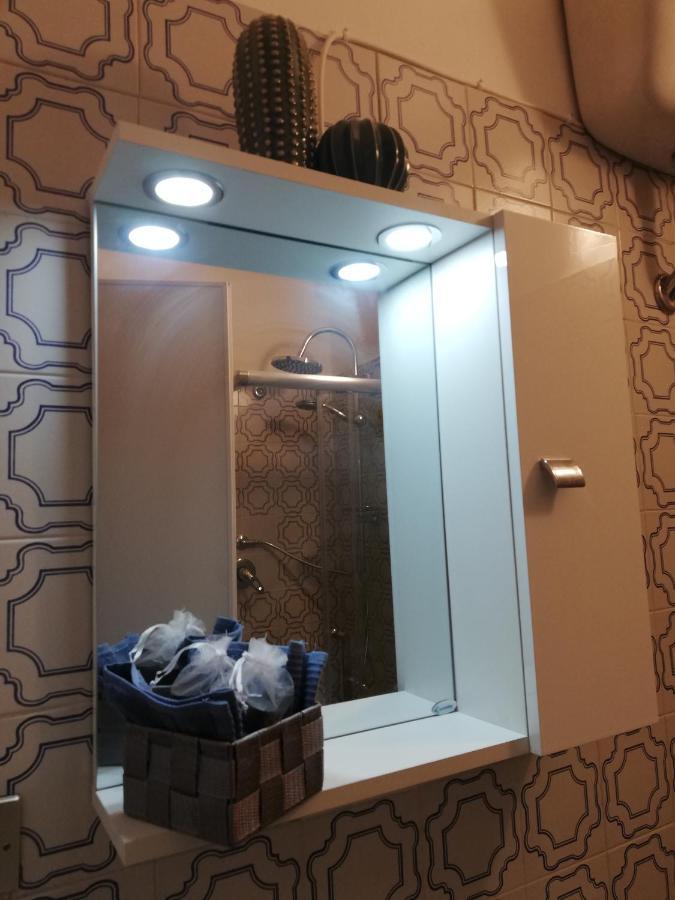 Nino E Issi Apartment ตรีเอสเต ภายนอก รูปภาพ